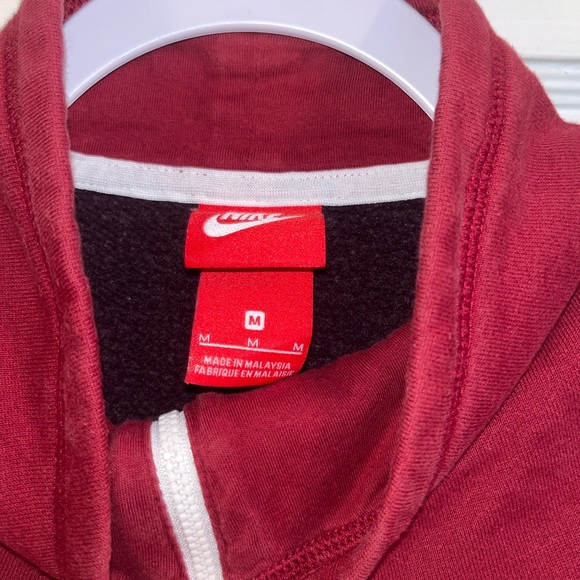 Nike Quarter-zip Sweatshirt - Picture 2 of 4